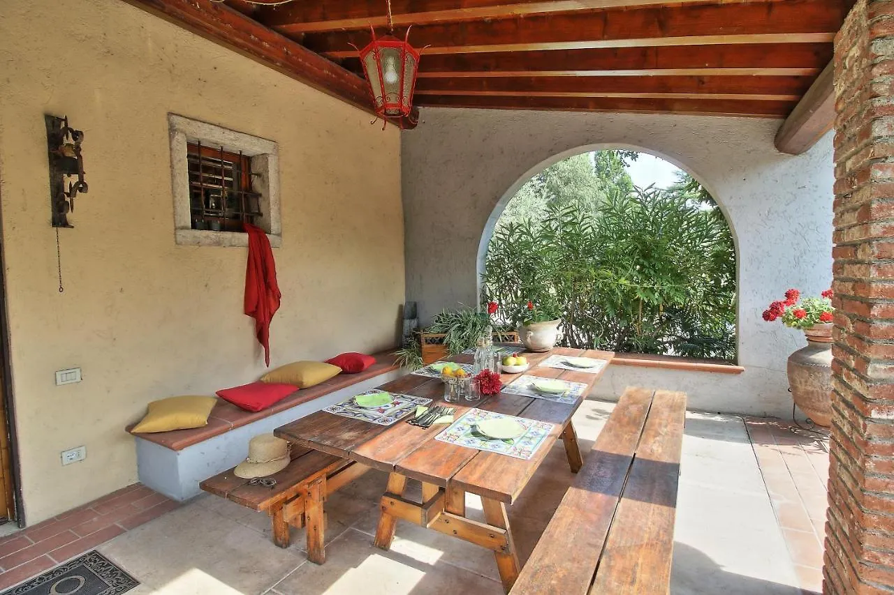 Country Home Ca' Isidora Lazise Vakantiehuis