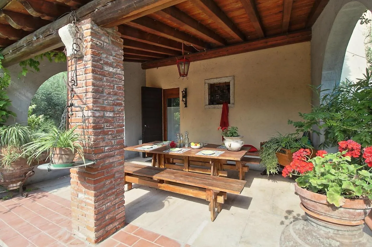 Country Home Ca' Isidora Lazise Vakantiehuis